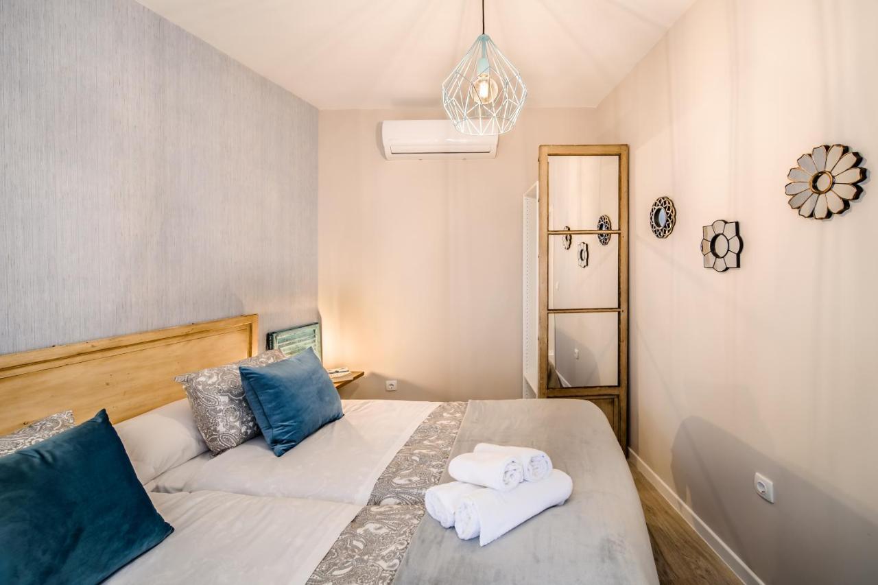 סביליה Apartamentos San Pedro מראה חיצוני תמונה